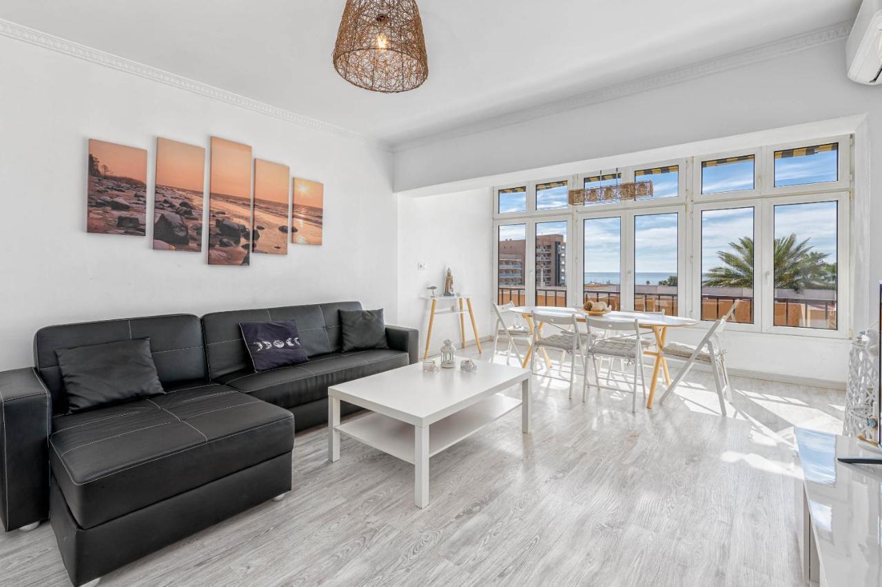 Benalmadena, Frente A La Playa Y Puerto Marina Apartment ภายนอก รูปภาพ
